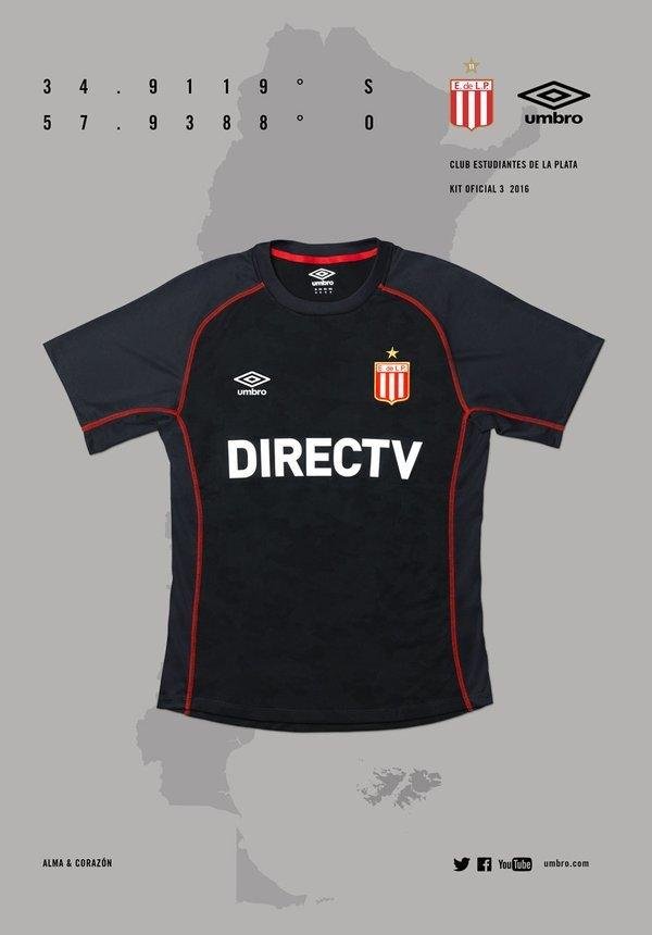 Estrenó camiseta