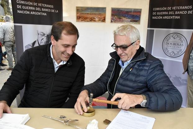 Reconocimiento a Pallarols en su paso por la Ciudad
