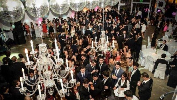 Clausuraron una "falsa boda" en Palermo