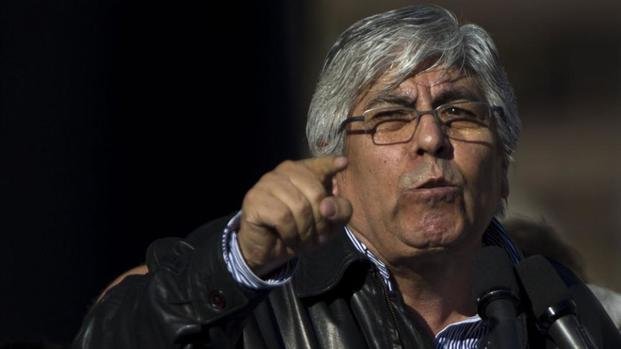 Moyano le pegó al Gobierno y volvió a hablar de un paro general