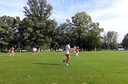 Mientras los titulares hacían regenerativo, los suplentes aplastaron a Berazategui