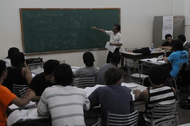 Continúa la negociación paritaria con universitarios