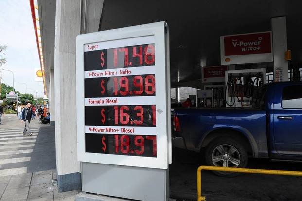 “Si creen que la nafta es cara dejan de consumir”