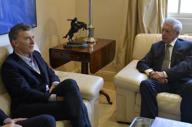 Macri recibió a Vargas Llosa, quien consideró a la Argentina un ejemplo para Latinoamérica