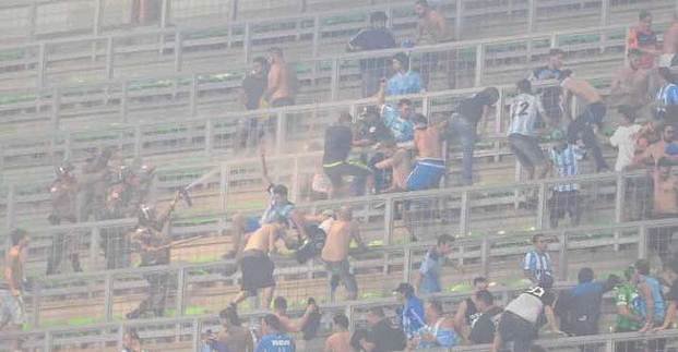 Los hinchas de Racing que fueron a Brasil la pasaron muy mal: heridos, detenidos y quejas contra la policía