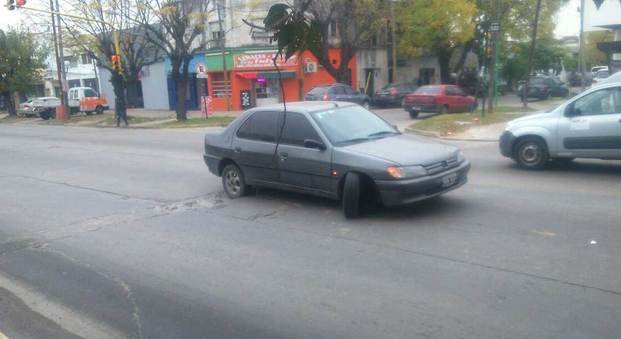 Advierten por la proliferación de
baches en 520 de 7 a 13