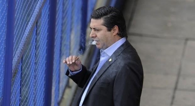 Angelici dijo que "van a levantar todo el campo de juego de la Bombonera"