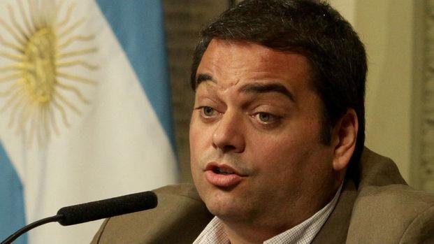 Triaca pidió a legisladores "no poner freno a la economía"