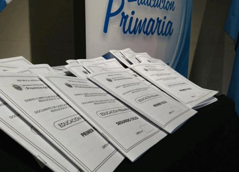 Vuelven los aplazos y el insuficiente al boletín bonaerense