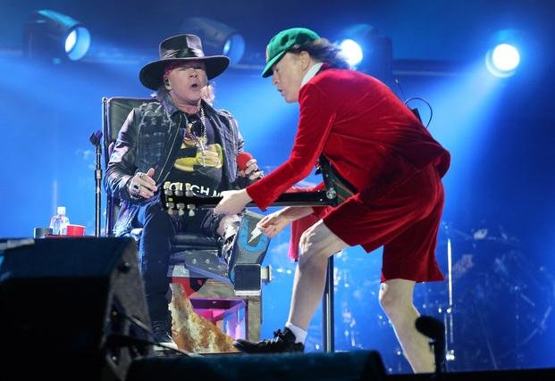 Axl Rose: aplausos para el suplente