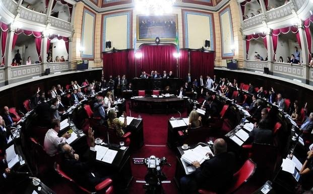 Jueces, fiscales e intendentes también harán declaración jurada