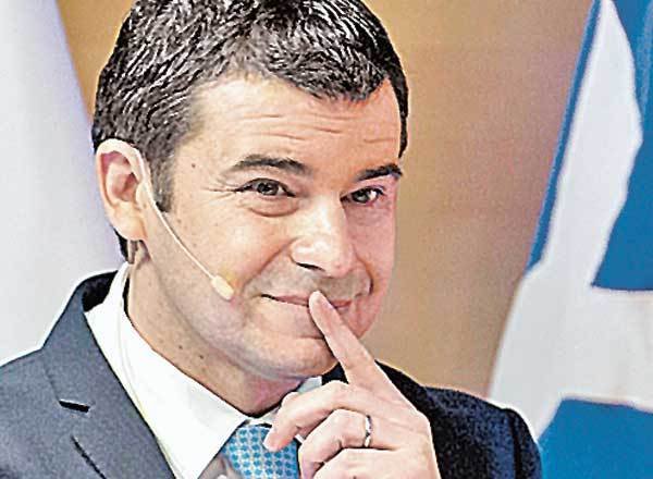 Galuccio se fue de YPF con $72 millones