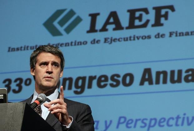 Prat Gay confirmó un nuevo blanqueo de capitales