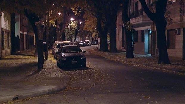 Buscan los videos sobre la joven violada en Parque Chas