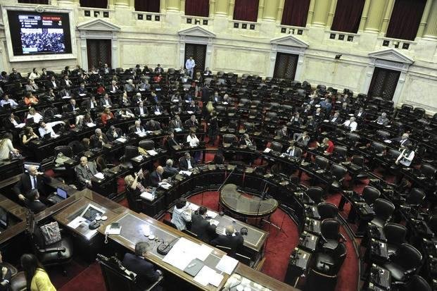 El kirchnerismo sin quórum para la ley antidespidos en Diputados