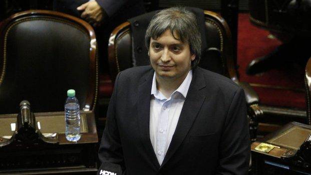 "Si Néstor está muerto, te lo vuelvo a desenterrar y te lo vuelvo a matar", ironizó Máximo Kirchner