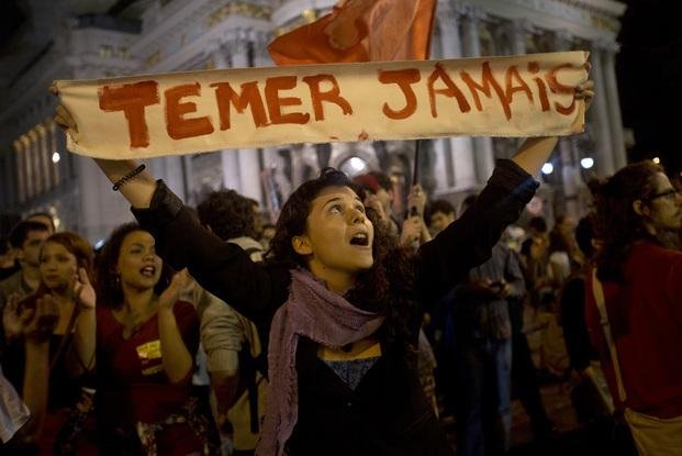 Tensión con los gobiernos que cuestionan la salida de Rousseff