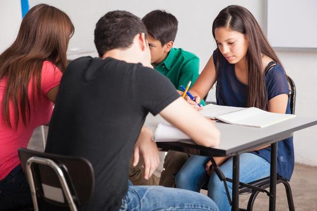 “Darle más autonomía a la escuela”