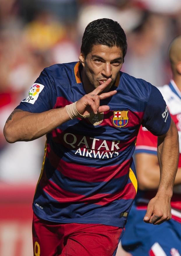 Luis Suárez cantó los 40 y se convirtió en el Pichichi