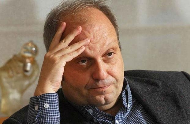 Lombardi le contestó a Paenza