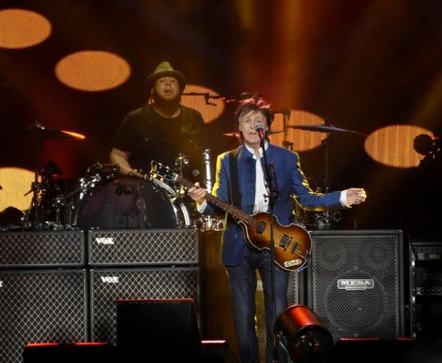 McCartney abrazó su pasado beatle para hacer explotar el Kempes