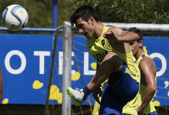 Lodeiro trabajó con normalidad y podrá ser tenido en cuenta para el jueves