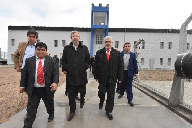 Avanzan con devolución de la coparticipación