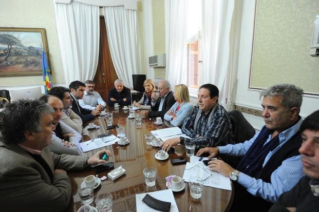 Buscan acuerdos para avanzar con la emergencia administrativa