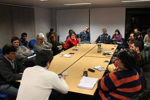 Universitarios dicen “no” a la nueva oferta salarial