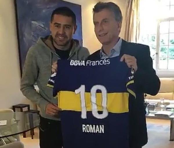 Macri recibió a Riquelme en Olivos