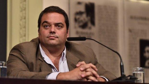 Triaca a empresarios: "Necesitamos
que las inversiones comiencen ya"