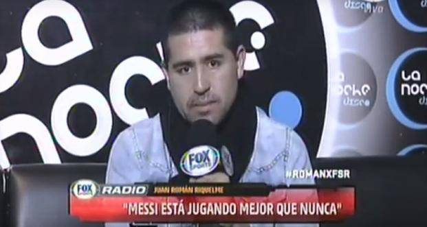 Riquelme enojado con la prensa y en defensa de Osvaldo: "Conocí muchos jugadores fumadores