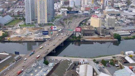 Cierran una parte del puente Pueyrredón por obras de mantenimiento