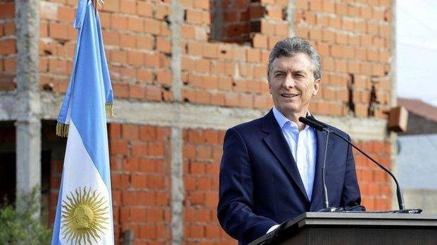 Tras el veto a la ley antidespidos, Macri presidirá un acto en Morón