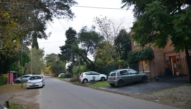 Una banda asaltó dos casas en pocos metros
