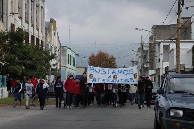 Marcharon en Berisso por la desaparición de un adolescente
