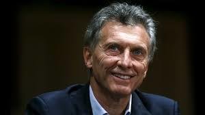 Macri: "La ley que que llaman 
antidespidos, yo la llamo antiempleo"
