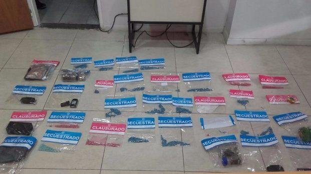 Cayeron dos jóvenes con 2.000 pastillas de éxtasis