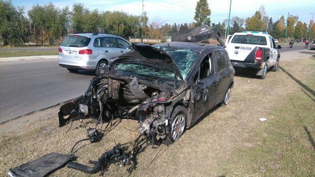 Espectacular despiste en 25 y 520: un herido