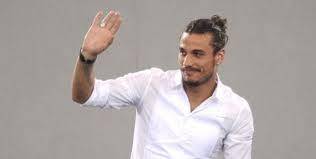 Daniel Osvaldo apareció en "escena": lejos de las canchas y actuando en un set de filmación