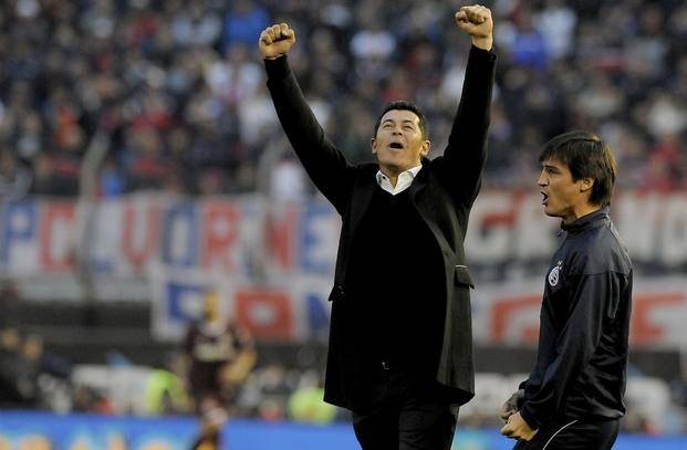 Almirón, potenció la base que dejó Guillermo