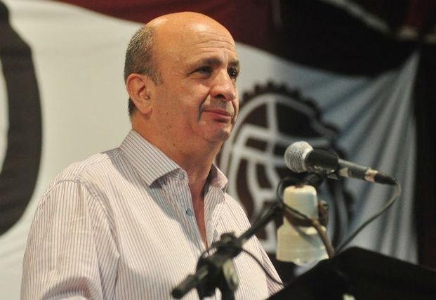 Presidente de Lanús aseguró que mañana presentará los avales en AFA para ser candidato