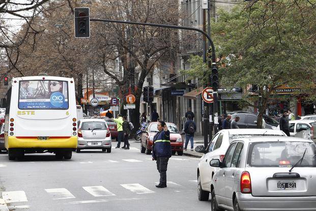 Semáforos fuera de servicio enloquecieron el tránsito céntrico