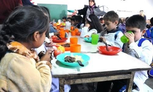 Admiten que "aumentó la demanda" en comedores escolares de Provincia