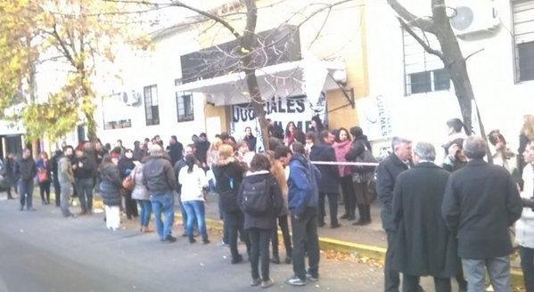 Sigue el paro en Judiciales