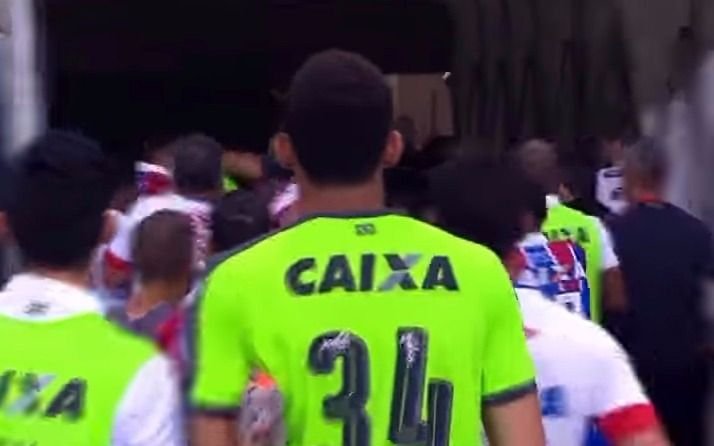 Otros dos equipos brasileños, a las piñas en un Clásico