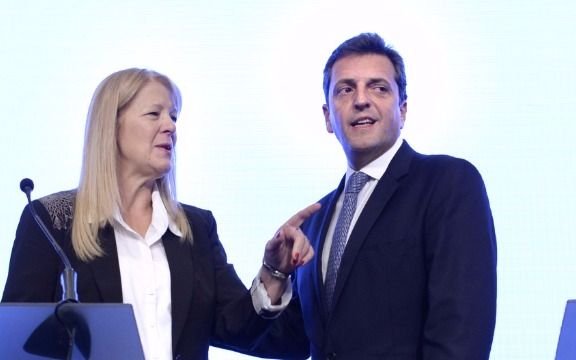 La oposición dice que "no hay un solo indicador que permita ser optimistas"