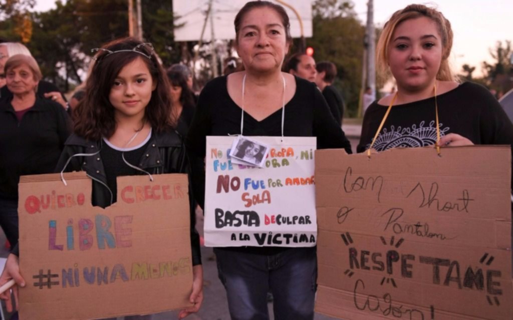 Familiares y vecinos de Araceli marcharon para pedir Justicia