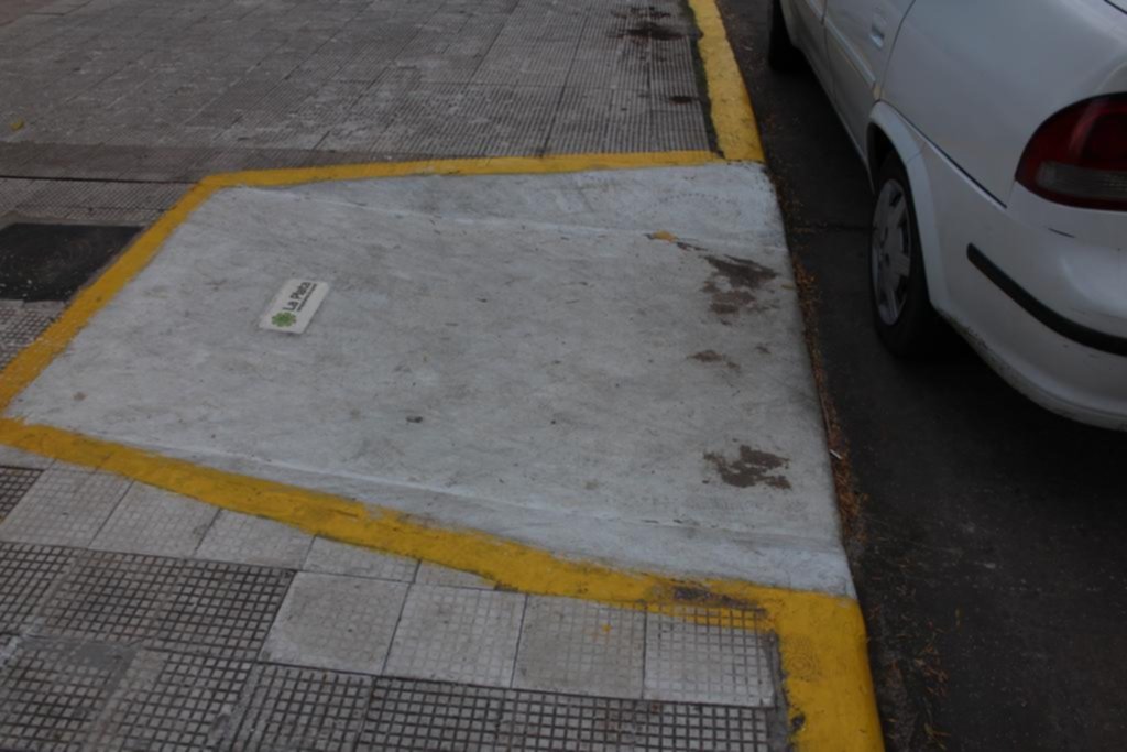 Obstruir rampas de discapacitados podría multarse hasta con $8.500