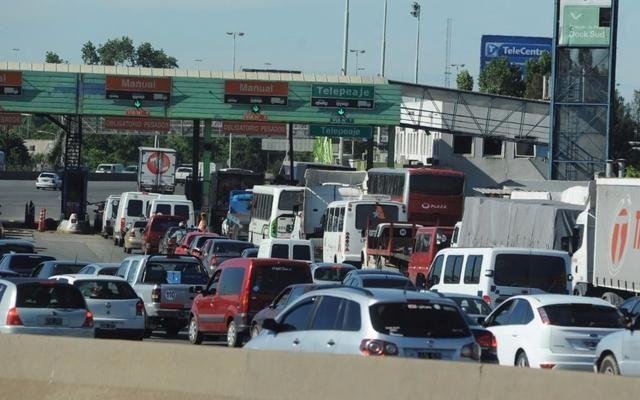 Debaten en audiencia pública la suba del peaje en la Autopista